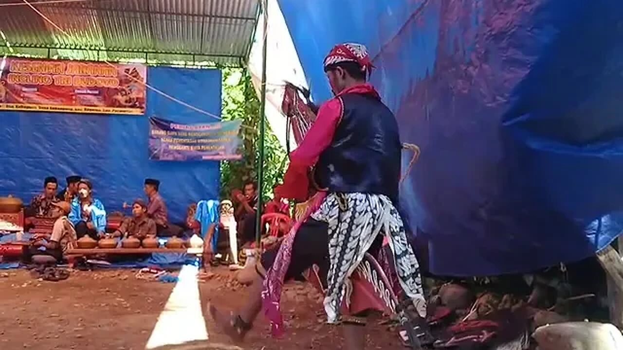 JATILAN KREASI TRI WIDODO KALIAGUNG part 1