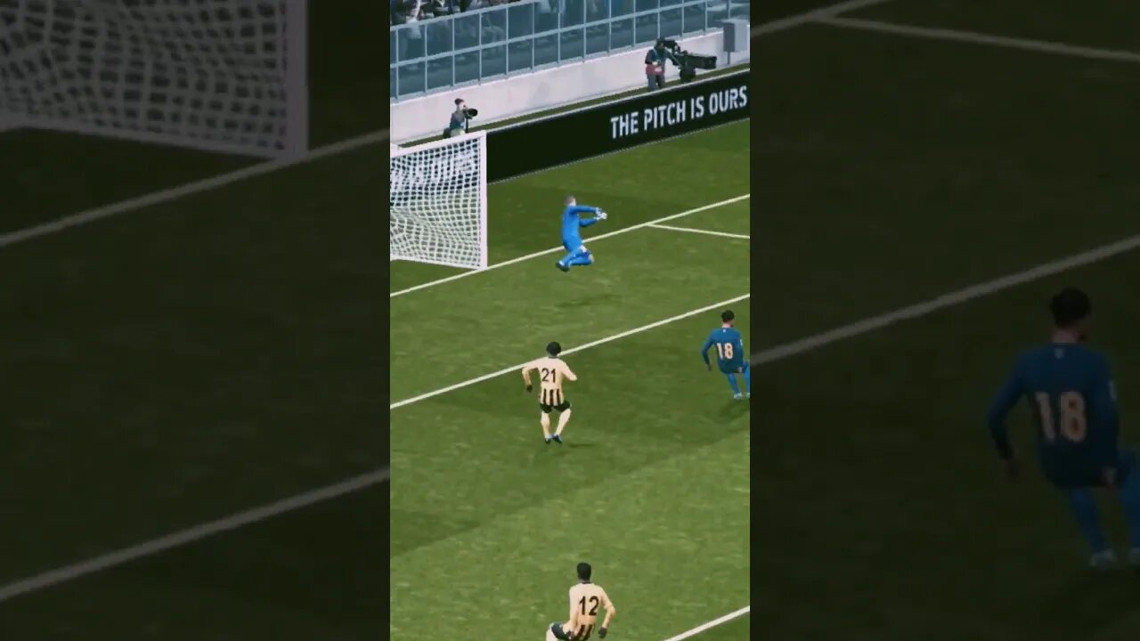 The Power of Ronaldo Kick Stun Opponent& CrowdAlike🥶#shorts#short#subscribe#football#gaming#ankitgc