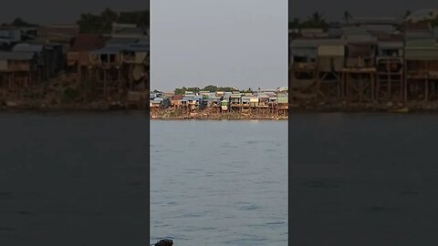 $8 River Cruise Phnom Penh Cambodia 🇰🇭 #shorts #phnompenh #mekong #expat