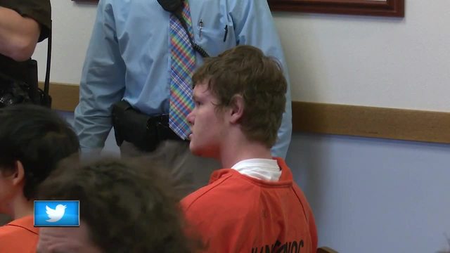 18-year-old charged with allegedly trying to kill ex-girlfriend in Manitowoc