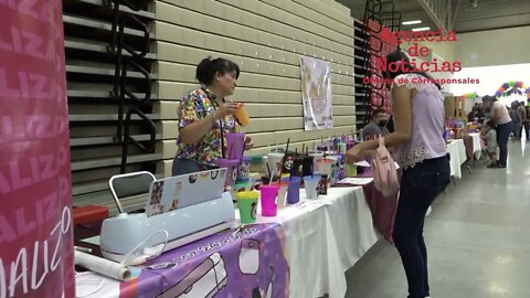 BAZAR HACIENDO COMUNIDAD REGRESO A CLASES