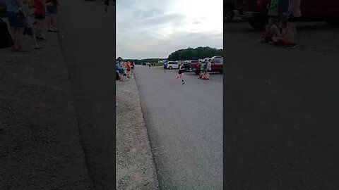 cheering runners #cheer #fyp #fypシ #viralvideo #viral #viralshort #runner #support #happy #help #fun
