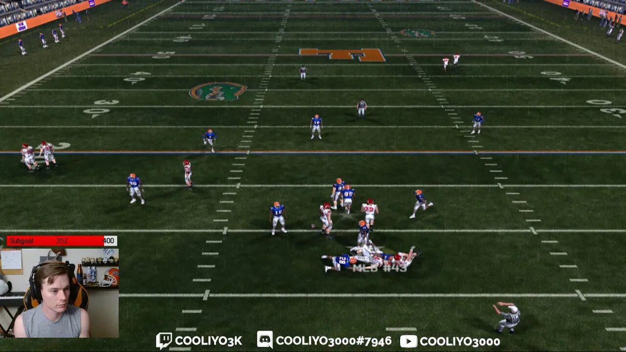 NCAA 11 - PS2 - College Football is Back