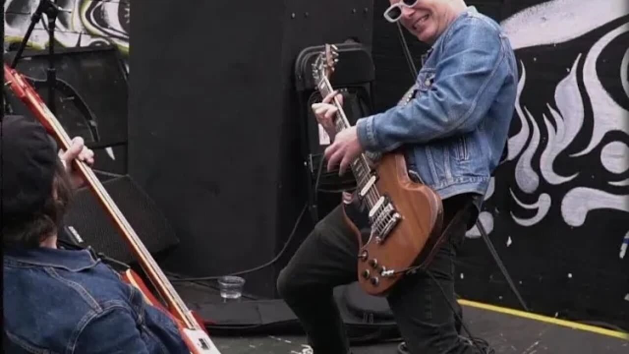 Dr. Ex and The Break Ups - "Mystery Machine" A BlankTV World Premiere!