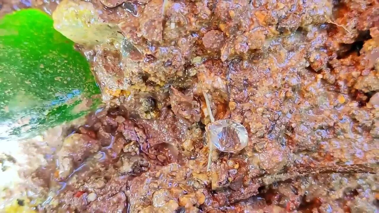 The latest discovery of a huge crystal mine