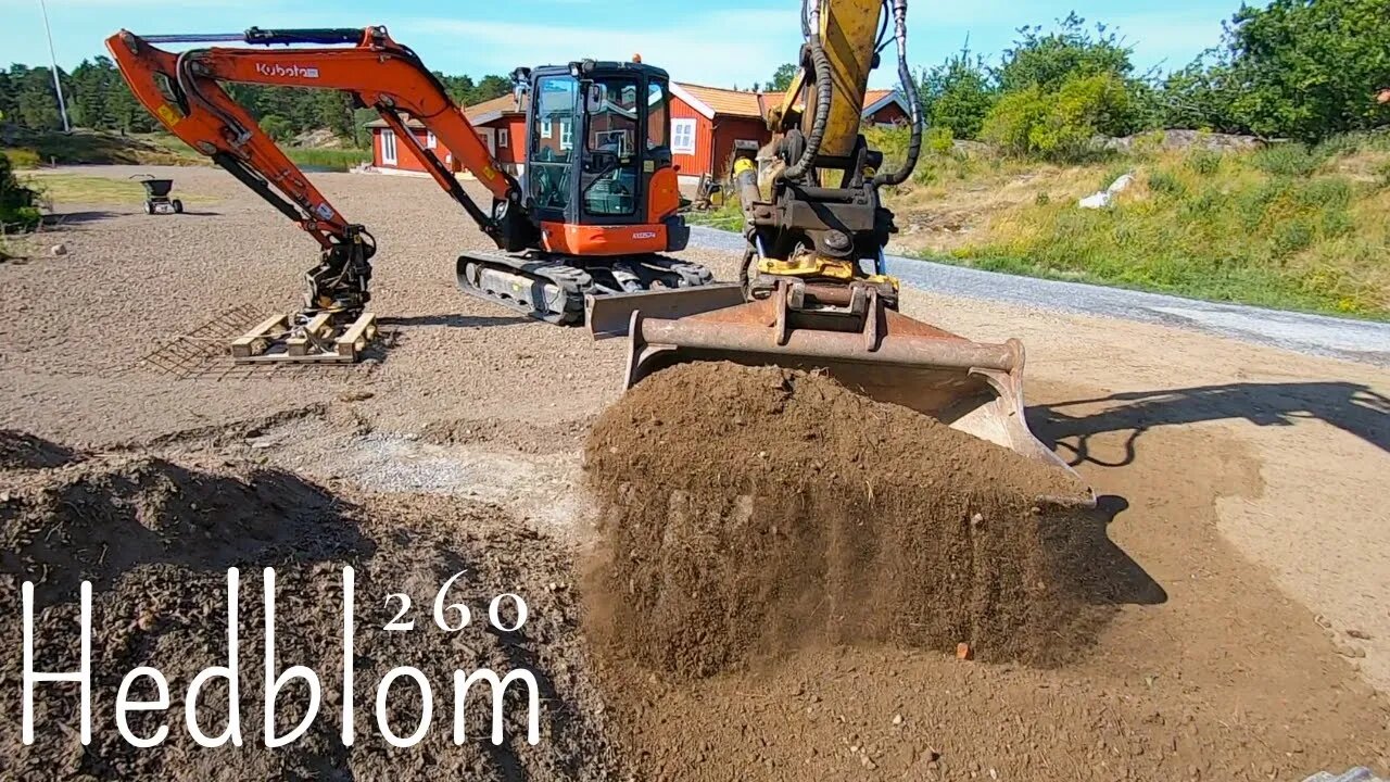 A final layer of our recycled topsoil (Part.8:9) - - Excavator Time Lapse - - (ep.260)