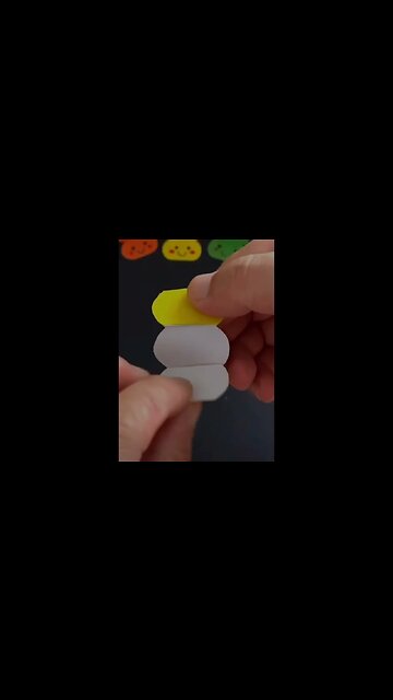 Fun kid's paper worms craft great to race 🙂