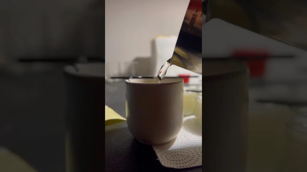 Mesmerizing Candle Pour #oddlysatisfying #candlebusiness #candlemaking #shortsfeed #viral #concrete