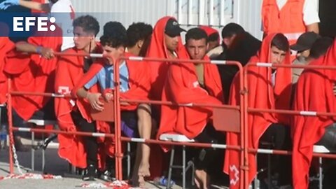 Canarias estudia medidas legales contra el Gobierno y dice que los menores migrantes son competencia