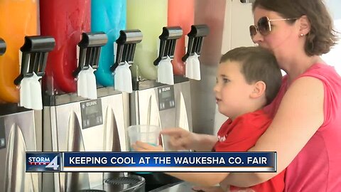 Waukesha County Fair attendees try to keep their cool