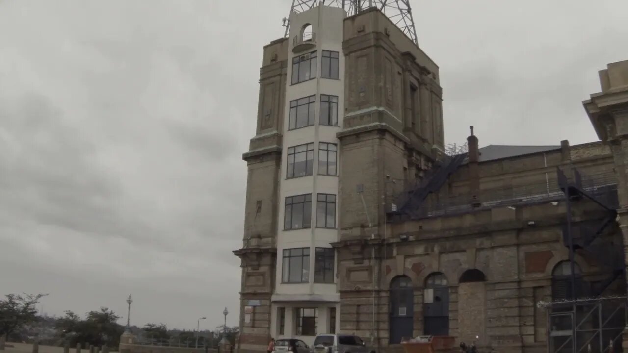 Alexandra Palace Theatre before the renovations raw 1