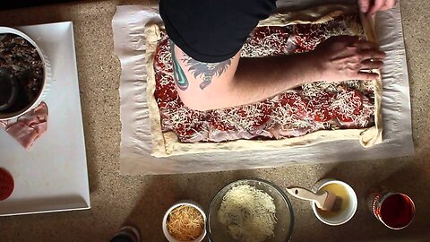 How to Make Italian Stromboli