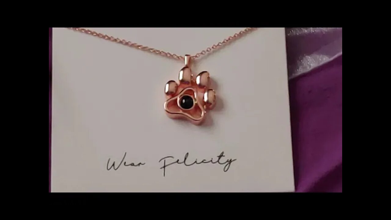 Wear Felicity - I got the necklace