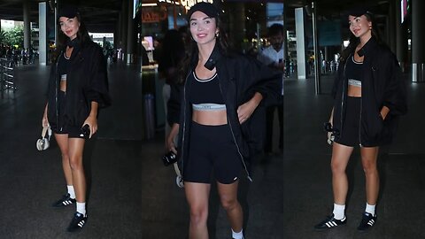 Gorgeous 🥰 Amy Jackson Arrived After N Ages As she spotted at Mumbai Airport ✈️🤩💖📸