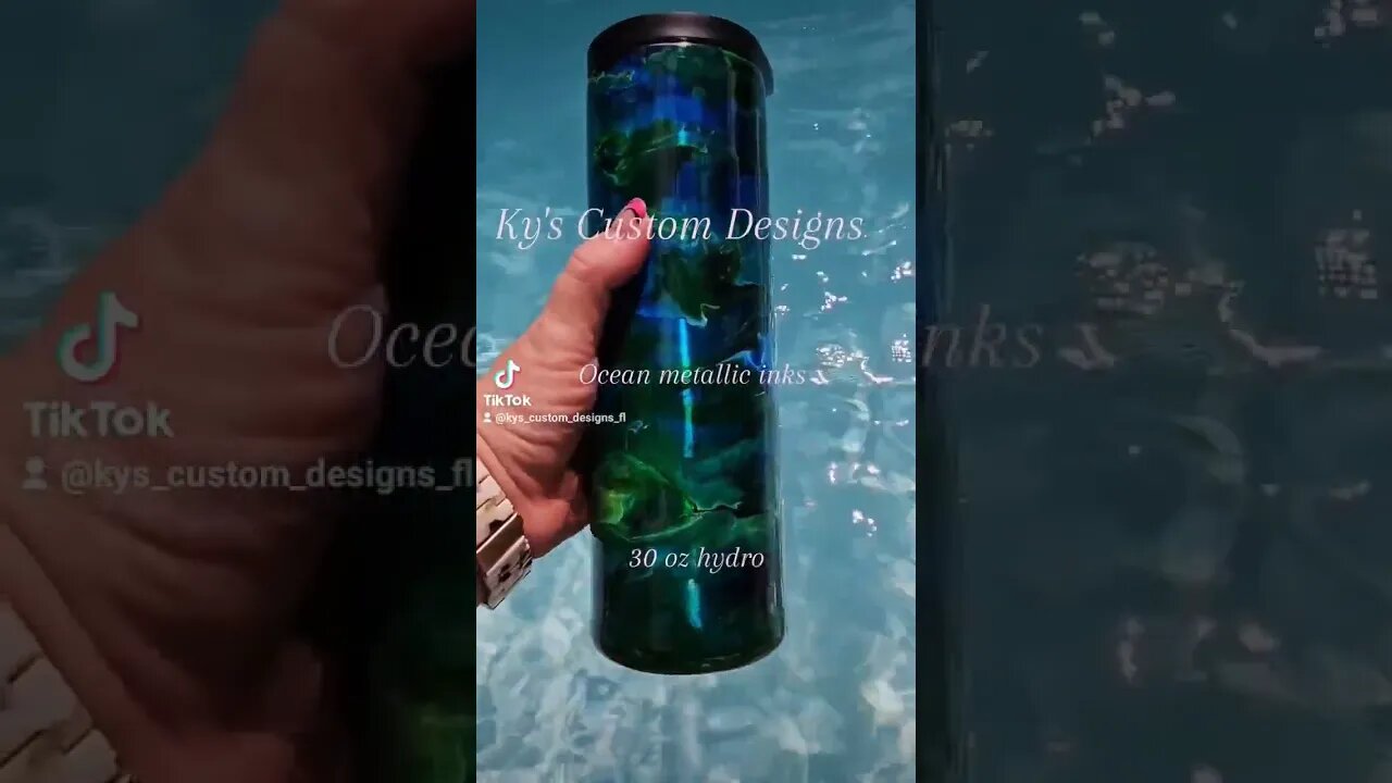 Ocean Inks hYdro #beach #ocean #customtumblers #stainlesssteel #dog #beachlife #blue #green #surf