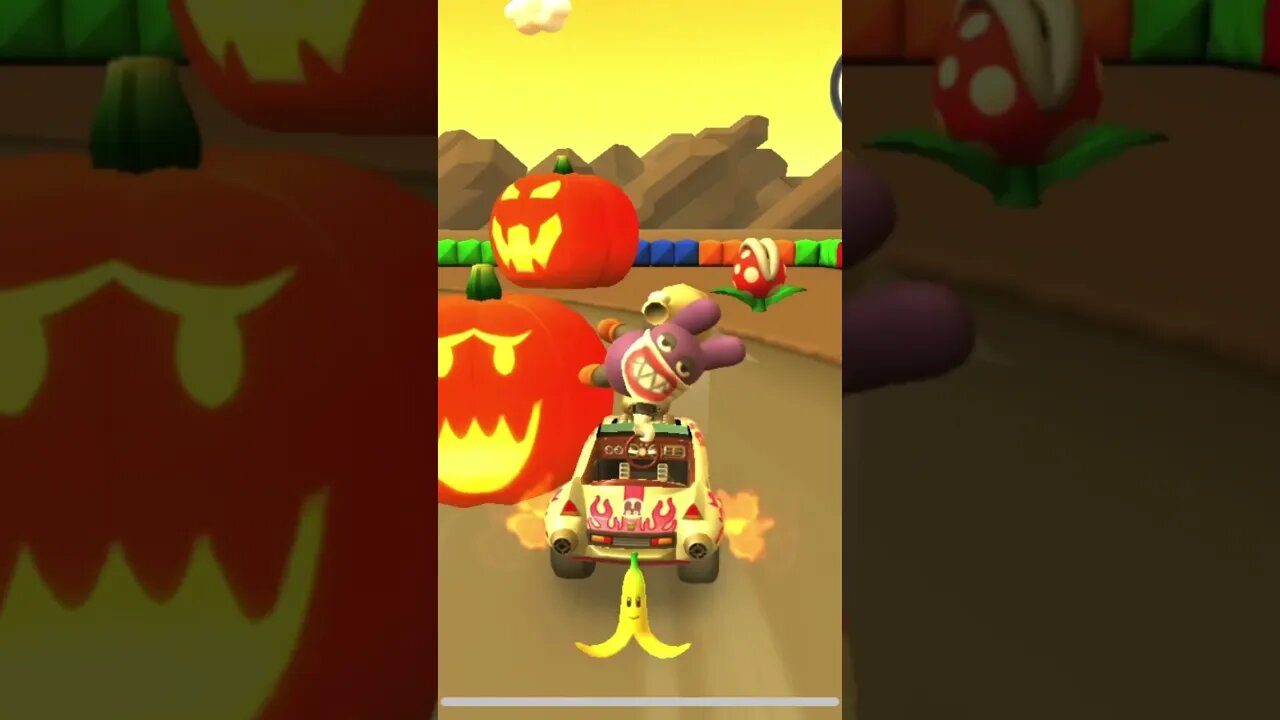 Mario Kart Tour - Can You Hit A Pumpkin With A Banana? Get Green Token?