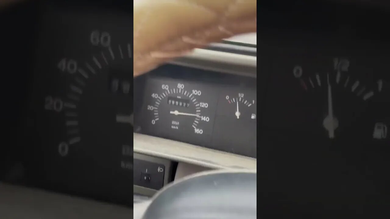 Doing 150 km/h on a Fiat Panda