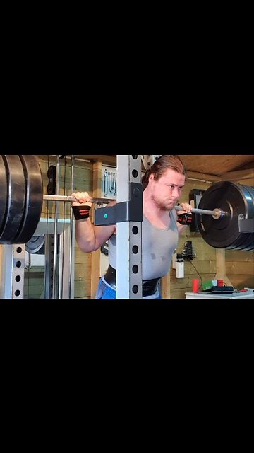 Easy 160 Kgs Squat Heavy Single.
