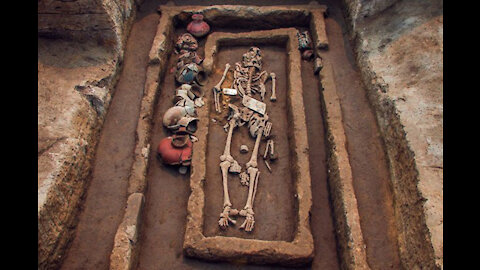 Ultima hora descubren esqueletos gigantes en Crimea