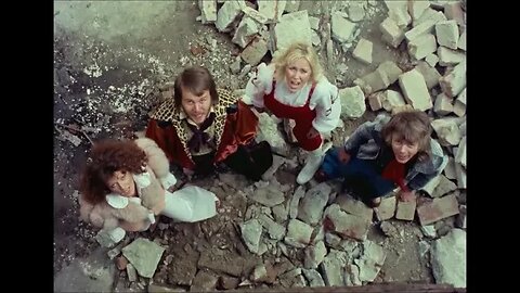 ABBA : Suzy Hang-Around - Vocal Enhanced - Benny Sings ! 1974