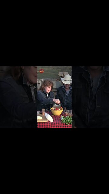 Strawberry Banana Rum Cobbler #recipes #dessert #food