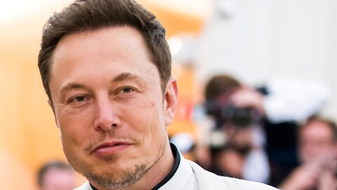 Elon Musk Diz que Bill Gates quer Controlar a População Com VACINAS