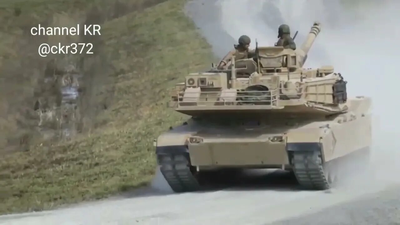 Amerika Serikat mengirim sekitar 30 tank M1 Abrams ke Ukraina, kata pejabat AS