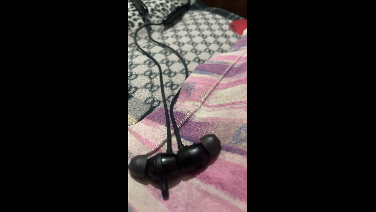 Earphone mein nikla snake 🐍