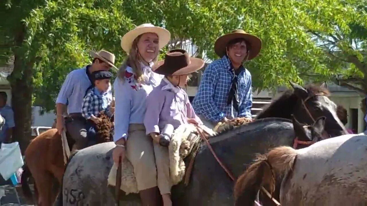 Parte del Desfile de la Fiesta de la Patria Gaucha 2023 - Tacuarembó, Uruguay (11/03/2023)