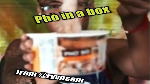 Phò in a box-review | @ryvnsam on IG 🍜🤨 #pho #tvdinner