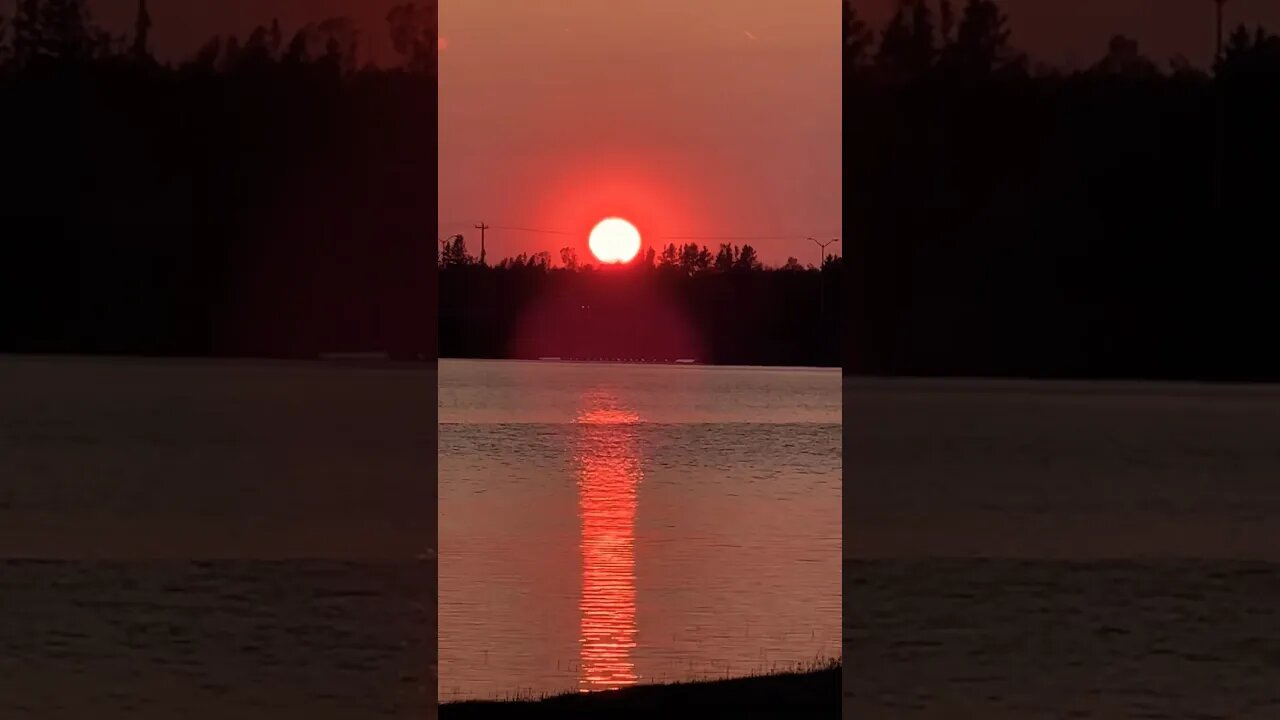 Red Sunset as Wild Fire hits Nova Scotia 😔