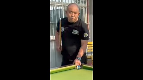 FUNNY BILLIARD TRICK