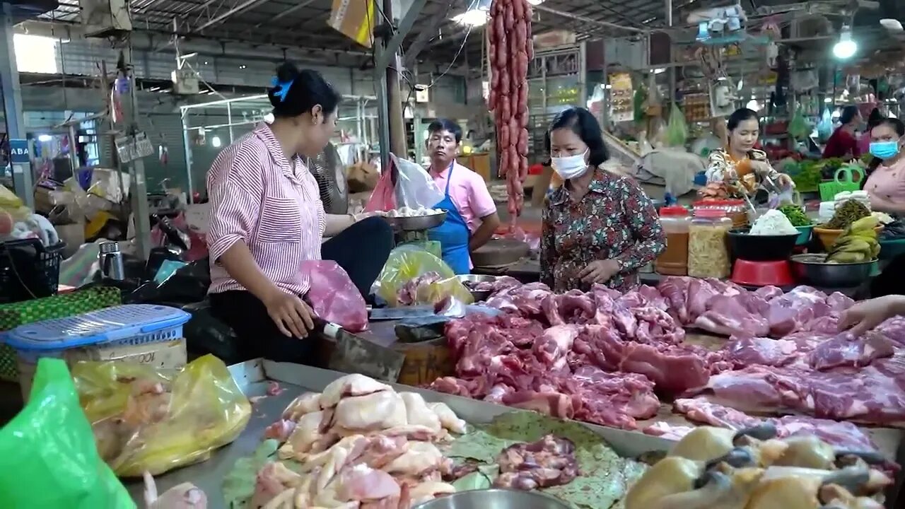 Market show, Yummy pork intestine cooking / Pork intestine with mix vegetable cooking