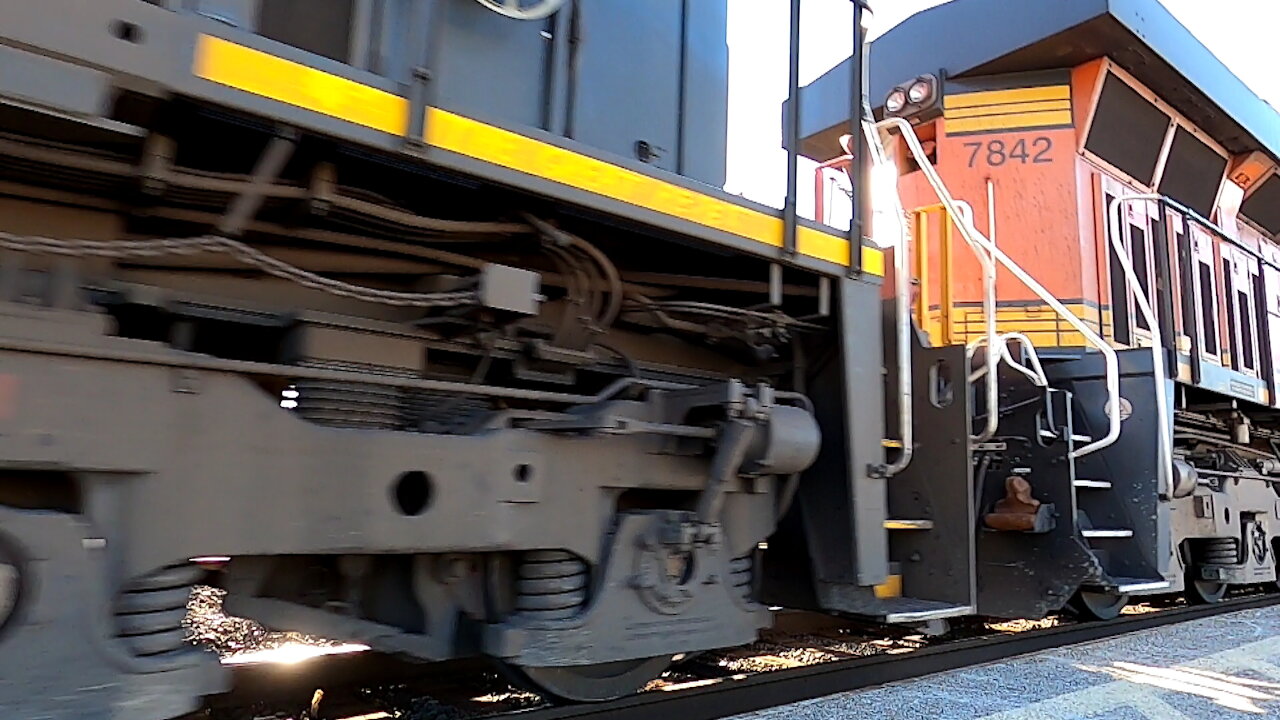 Eastbound CN 2263 & BNSF 7842 Locomotives Manifest Train In Ontario