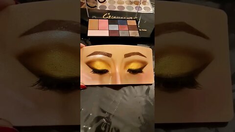 eye makeup look #ytshorts #mehsimcreations #youtubeshorts #makeuppracticeboard #shortsfeed