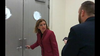 Wasserman Schultz: ‘Of course’ Biden has fitness for office