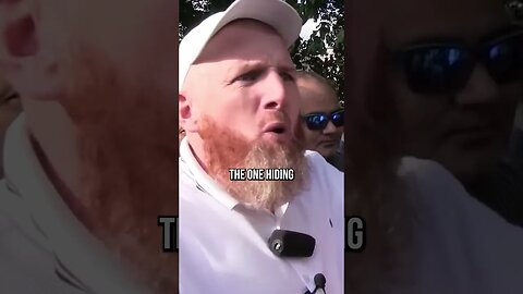 Crowd Heckles Muslim Speaker