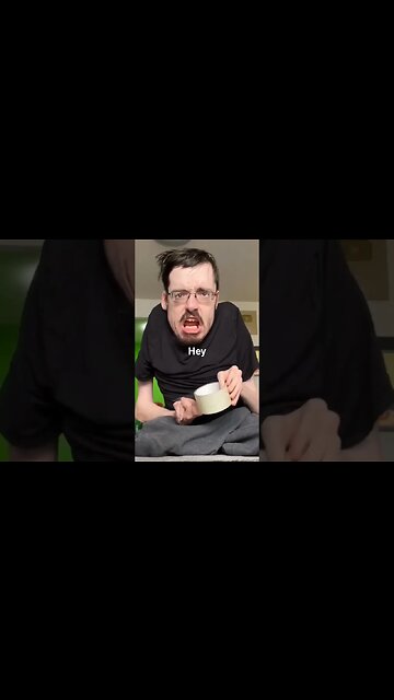 Ricky Berwick Says Hi. 😳