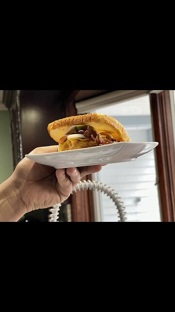 Sausage bacon egg biscuit/ Sendwich