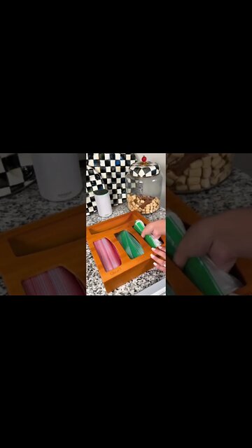 #amazonfinds #KitchenHacks #tiktokmademebuyit #amazonmusthaves #amazonshopping #lifehacks #shorts