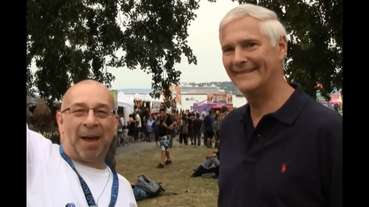Judge James Gray and Casper Leitch at the 2012 Seattle Hempfest