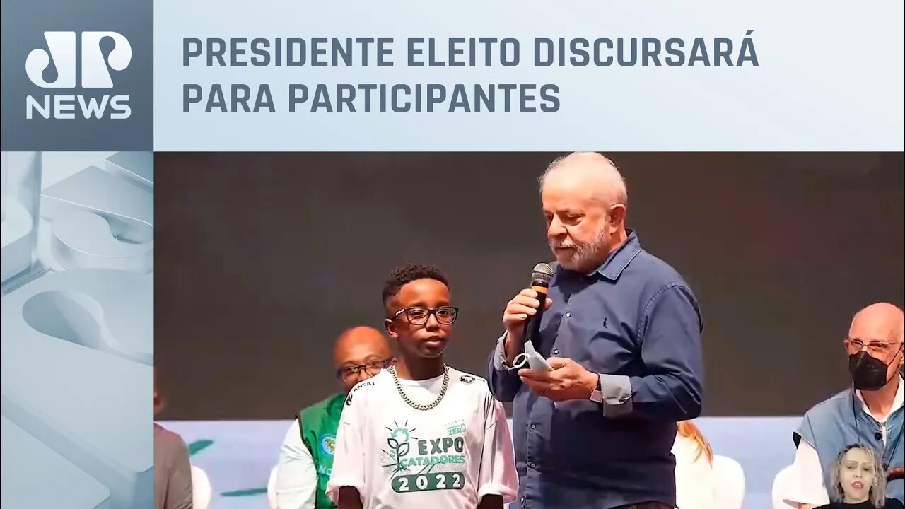 Lula participa de evento de Natal dos catadores em São Paulo