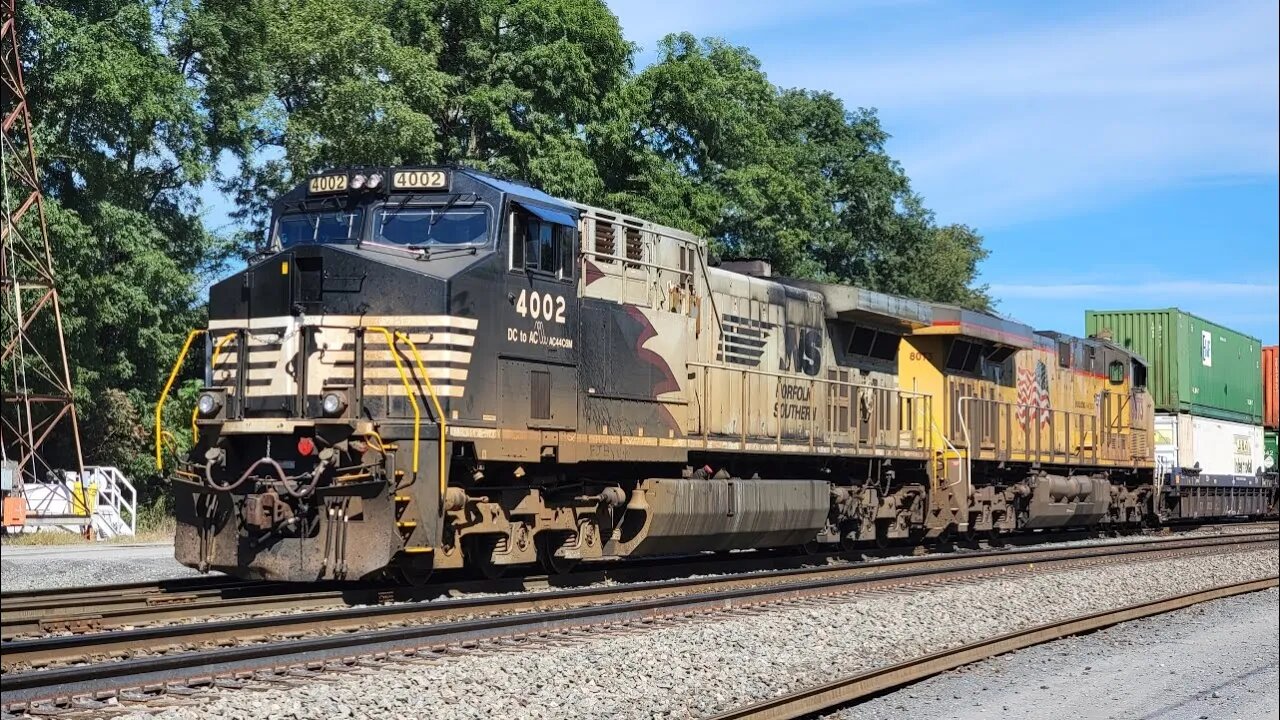 Norfolk Southern Turn Train K91 and NS-11Z at Taylor Yard Taylor Pa. Sept. 24 2922 #NS4002 #railfan