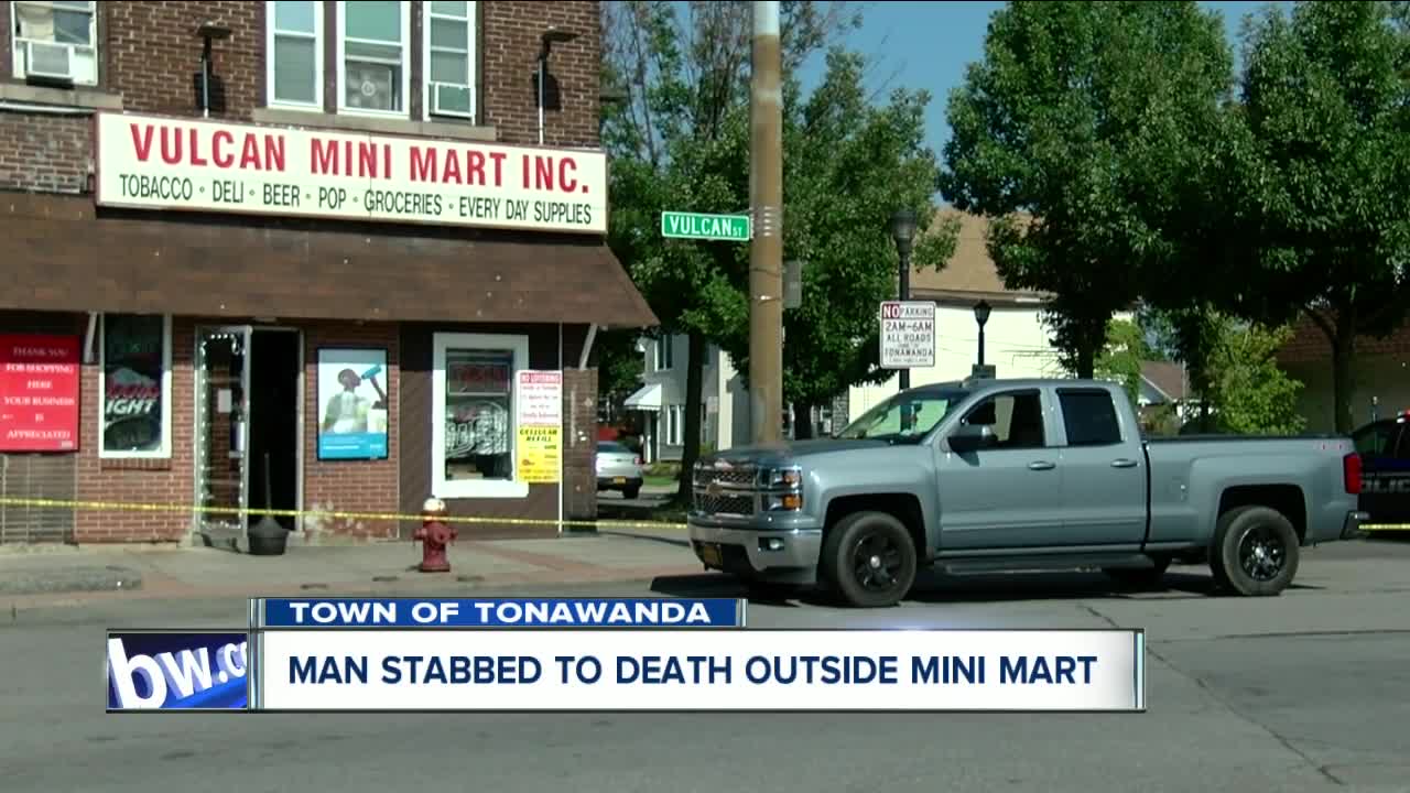 Man stabbed and killed outside of Town of Tonawanda mini mart