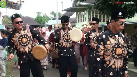 ARAK - ARAKAN PENGANTIN DENGAN MARAWIS DI DESA BANDAR- PAGAR ALAM / tradisi kebudayaan batanghari 9