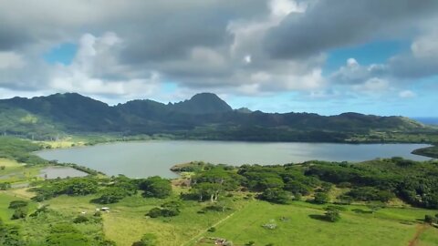 Incredible + views of Hawaii's tropical islands