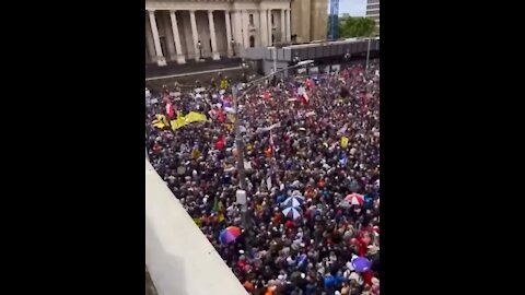 Melbourne rising up