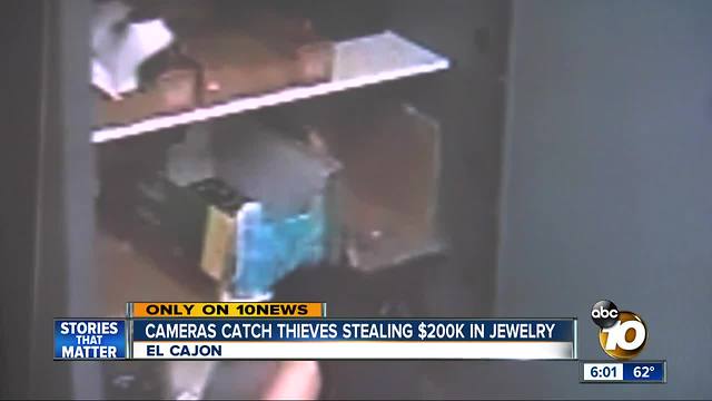 Cameras catch thieves stealing $200K in jewelry in El Cajon