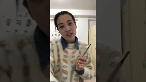 Beautiful Chinese Girl Sends Her Western Boyfriend Short Video In The Morning