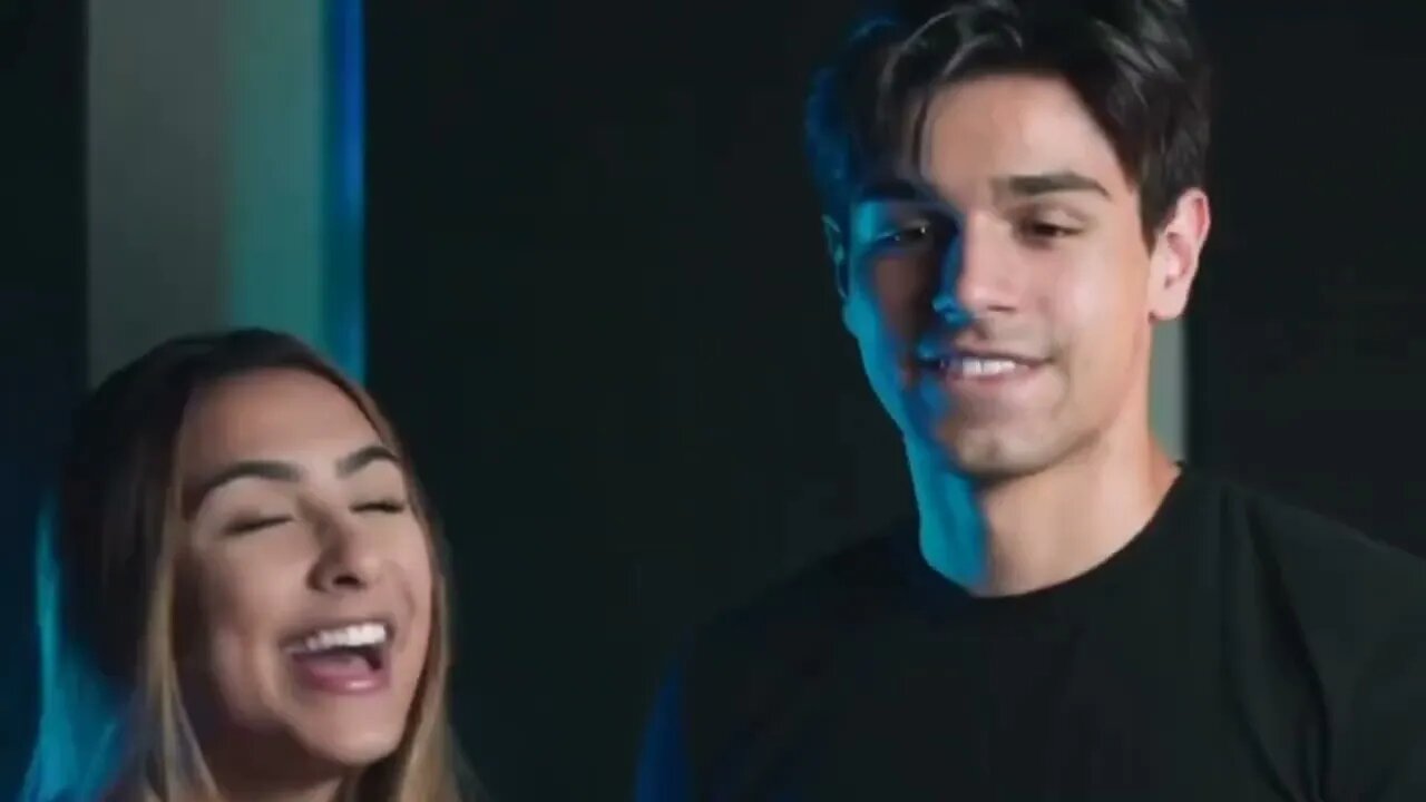 quem parar de cantar primeiro perde com Léo furlanetto
